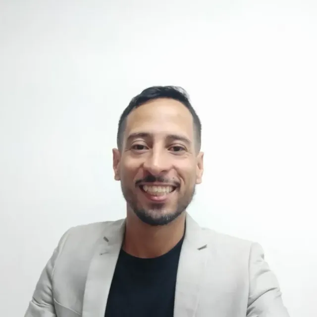 Esteban Villa