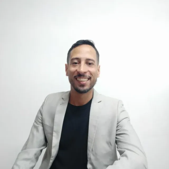 Esteban Villa
